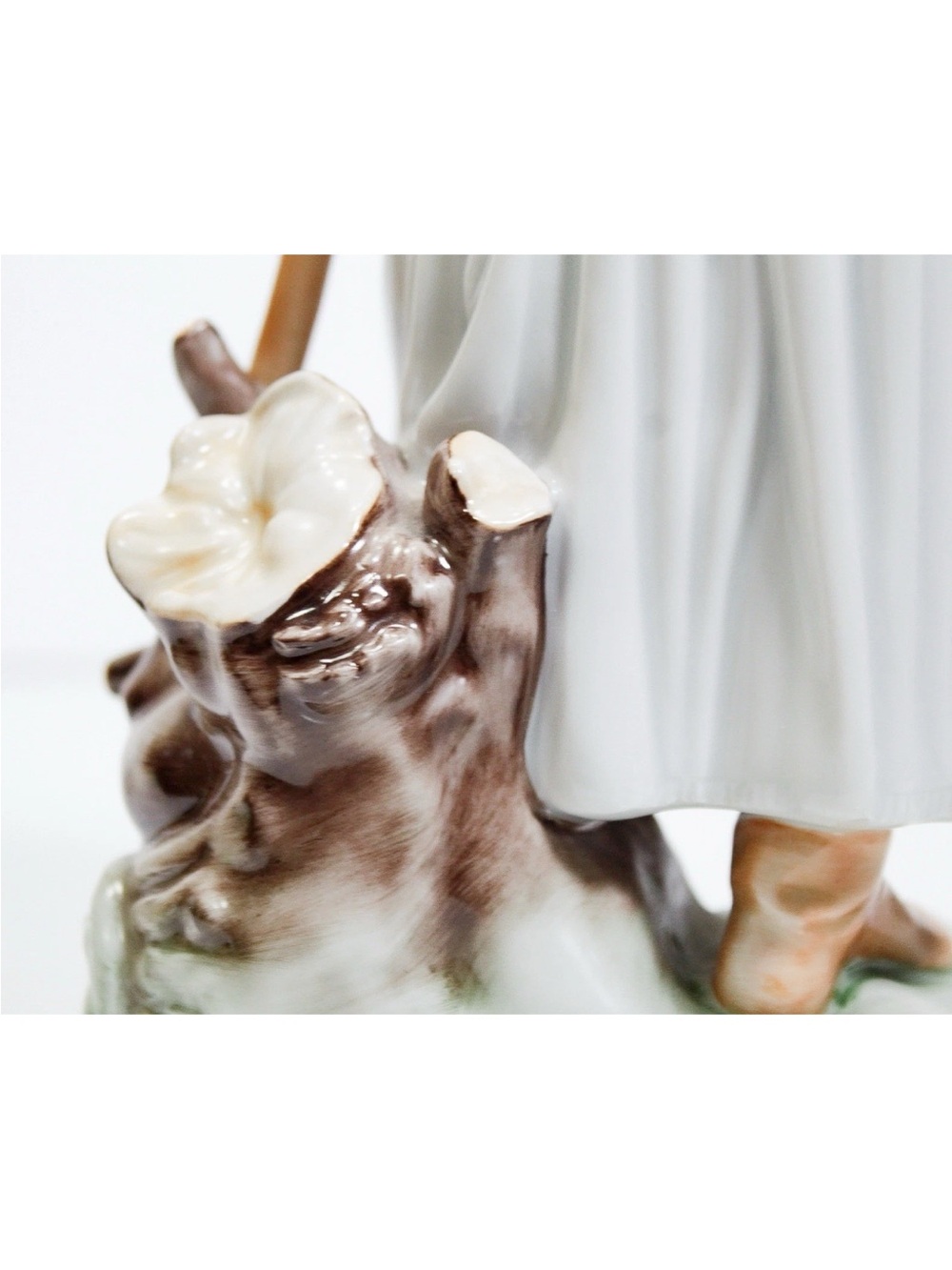 Herend Hungary VintagePorcelain Figurine Handpainted mournful Shepherd - Picture 12 of 16